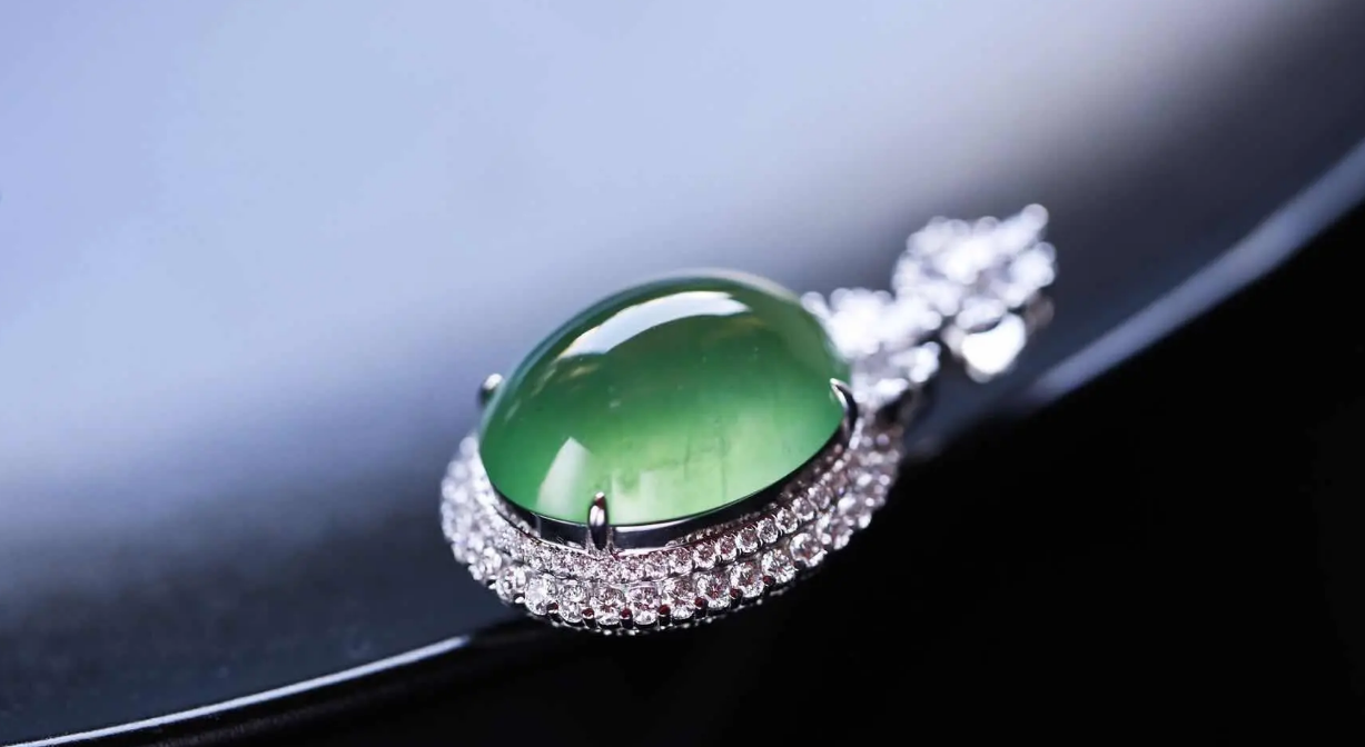 3點幫你鑒定翡翠,初學者必看