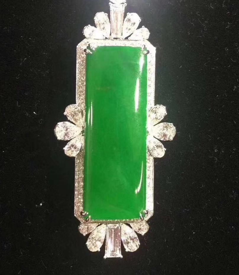 翡翠常見的辨別方法