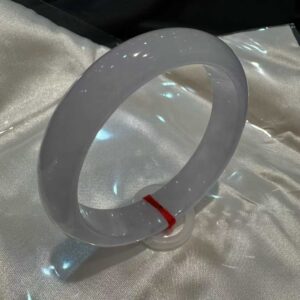 翡翠冰淡紫手镯