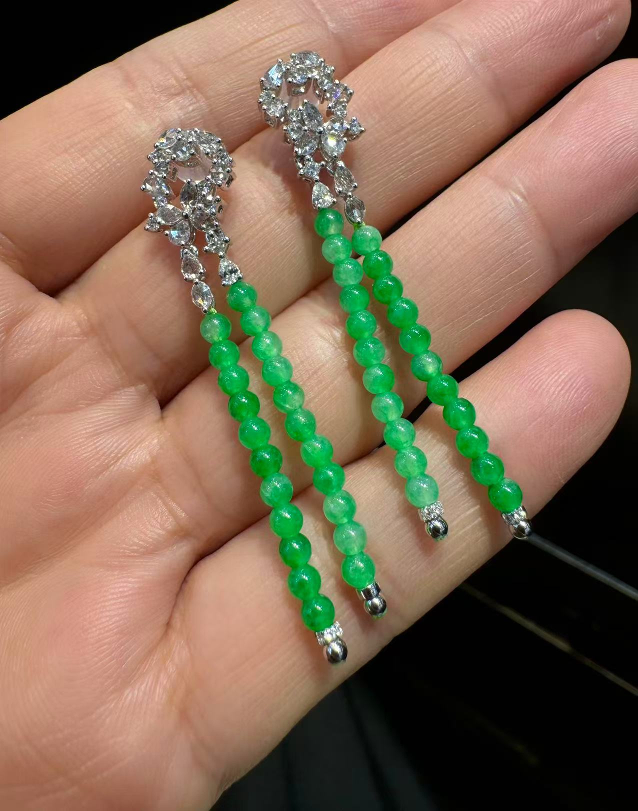 天然緬料冰種甜陽綠翡翠珠子時尚耳墜