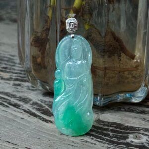 天然緬料冰種翡翠觀音吊墜