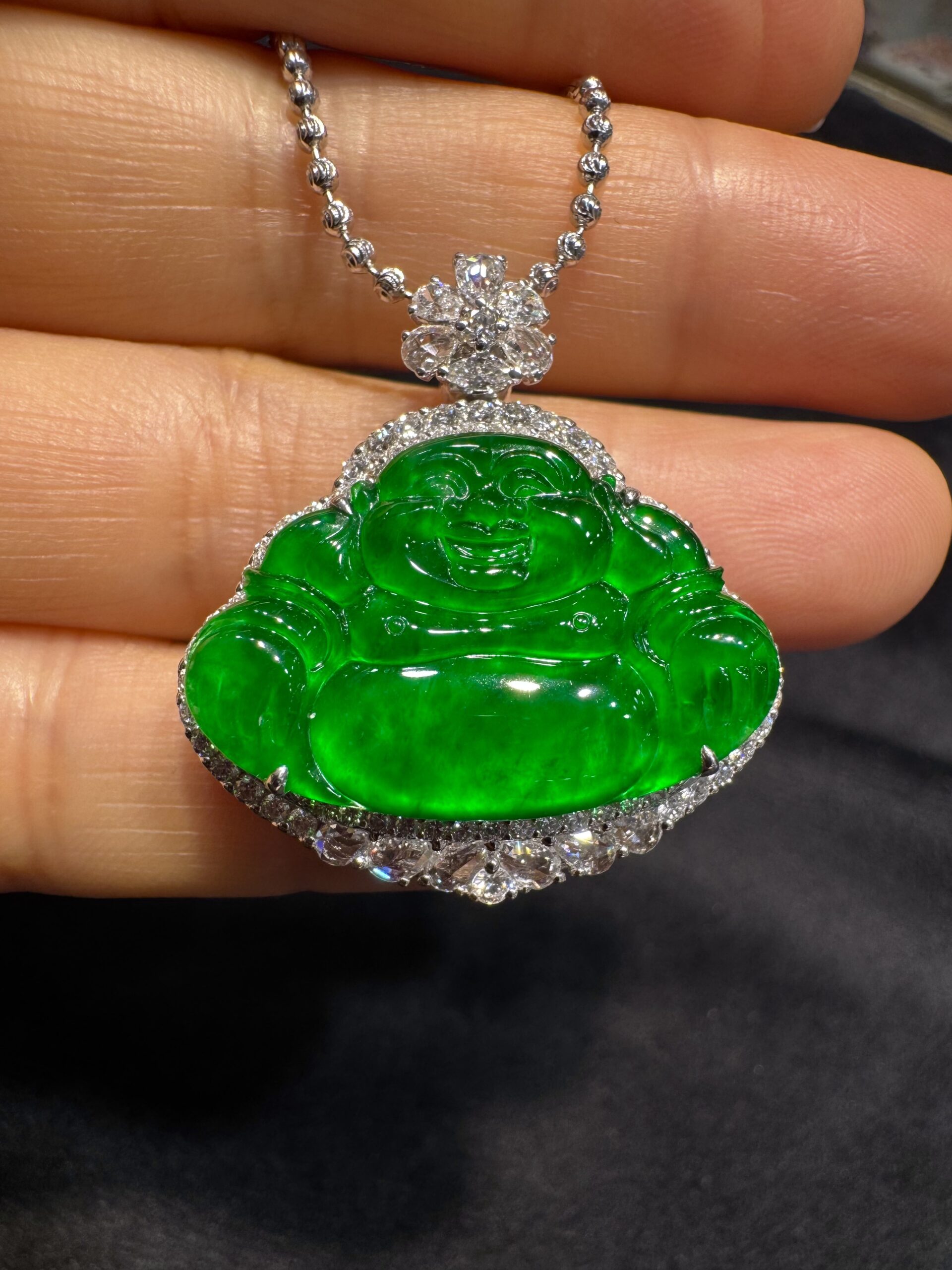 天然緬料老坑冰種辣綠翡翠佛公 - 图片 4