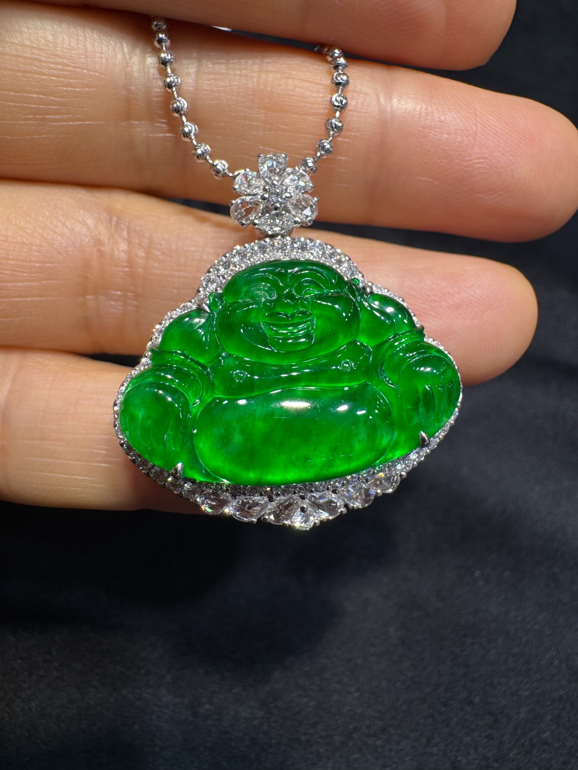 天然緬料老坑冰種辣綠翡翠佛公 - 图片 3