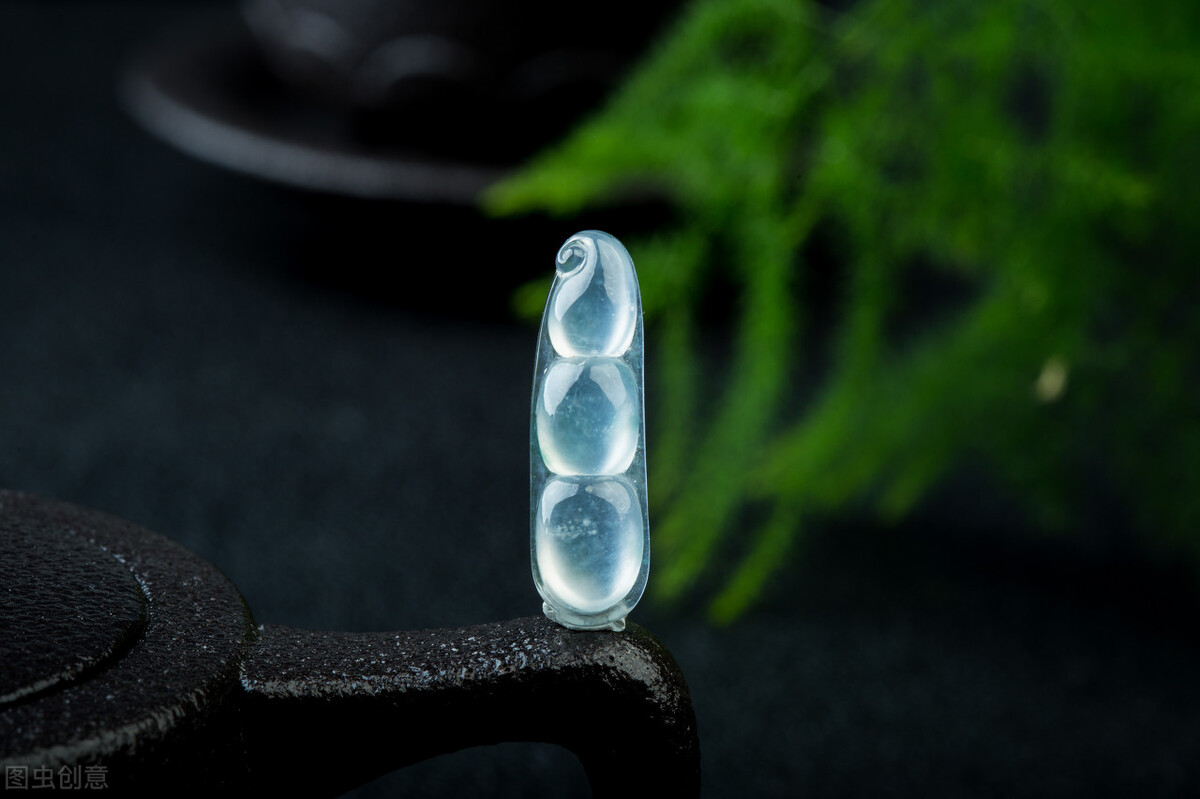 你買的翡翠是假的嗎? 一篇教你在家判斷翡翠真假