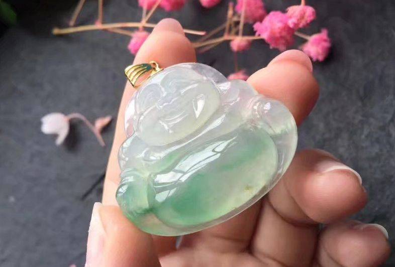 緬甸翡翠與危地馬拉翡翠（危料）詳細對比：教你一眼區分，避免買錯