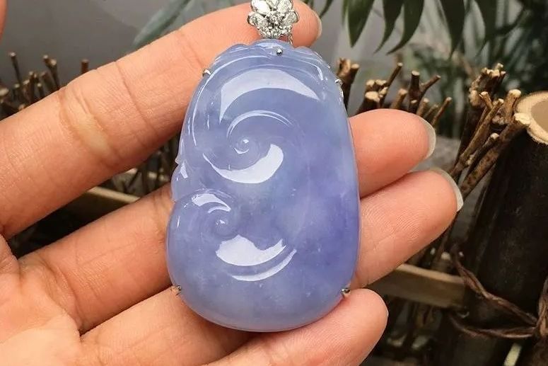 翡翠的「棉」是怎麼來的? 雪花棉又有何不同?