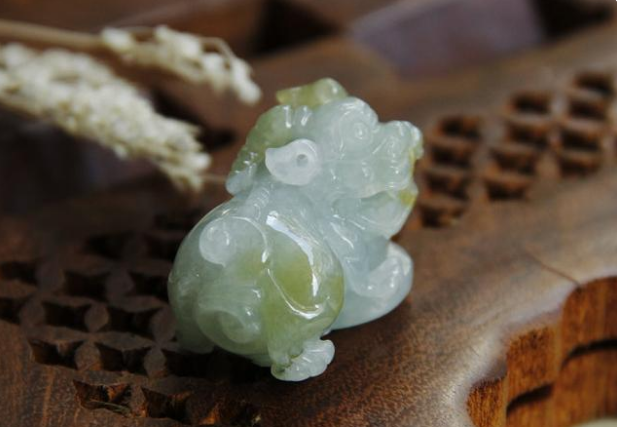 翡翠的不同種類區分,下手購買的時候千萬注意