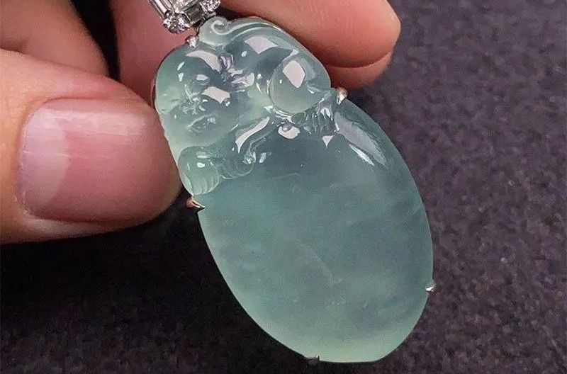 翡翠的「棉」是怎麼來的? 雪花棉又有何不同?